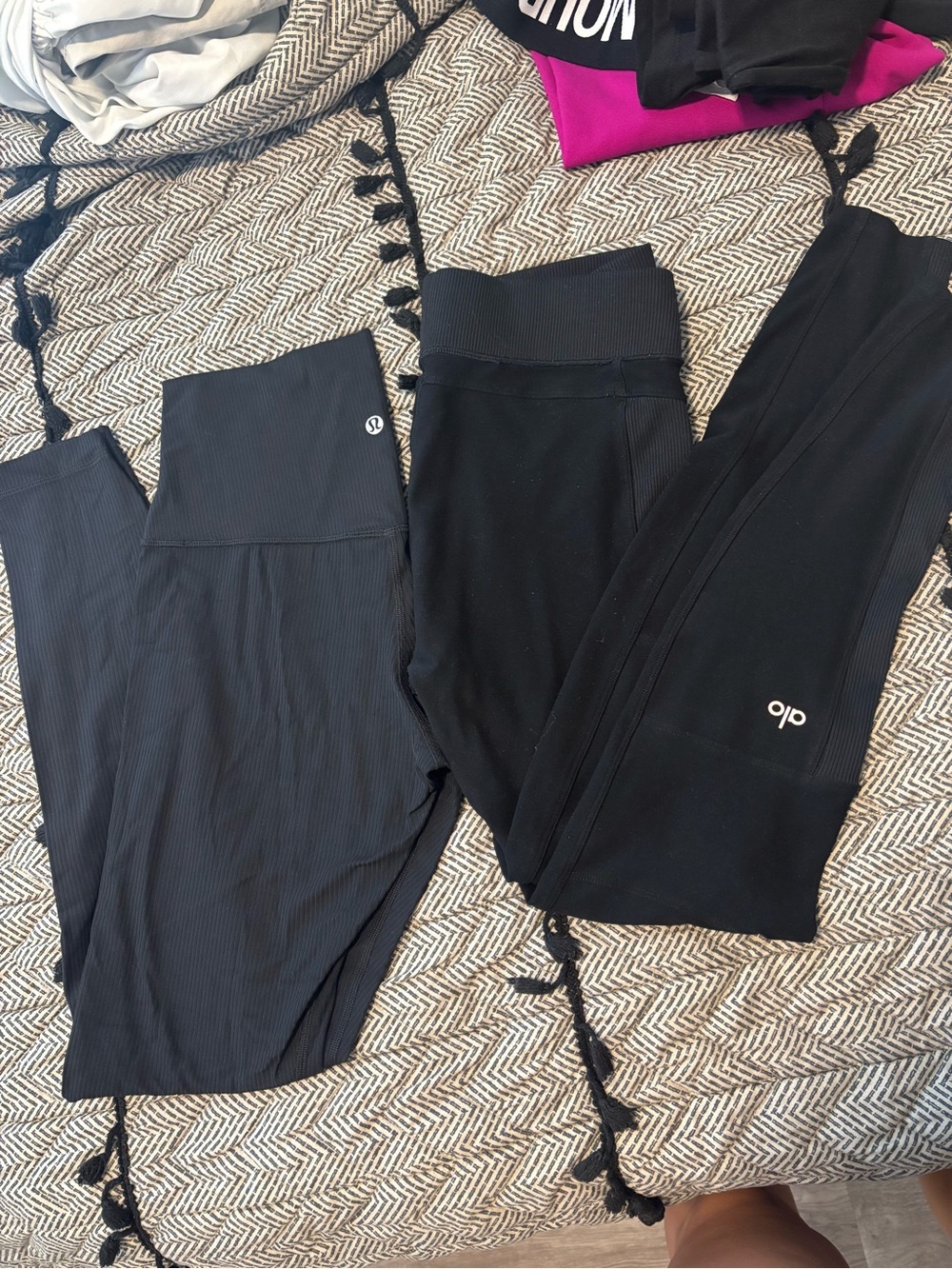 ALO and Lululemon bundle - Picture 1 of 2